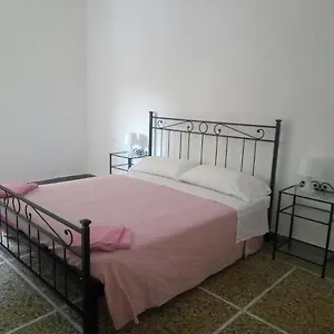 Couette-café Hostel B&B, Pise